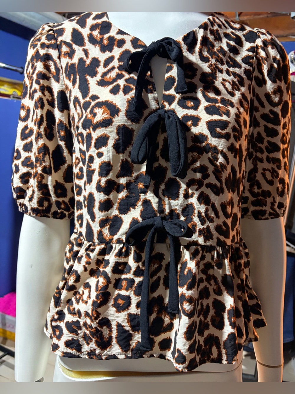 Monteau Los Angeles Leopard Print Tie-Front Peplum Top - Black & Brown Size S